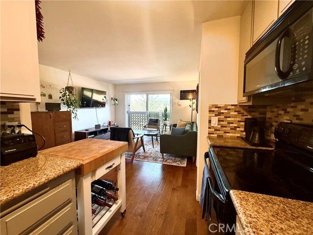 5870 Benner Street 204, Los Angeles, CA 90042