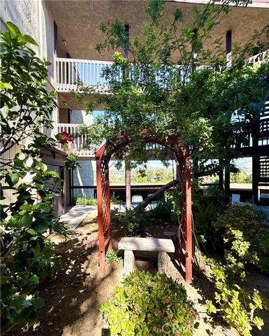 5870 Benner Street 204, Los Angeles, CA 90042