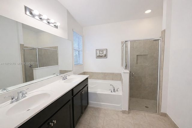 4103 NE 20th St, Homestead, FL 33033