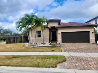 4103 NE 20th St, Homestead, FL 33033