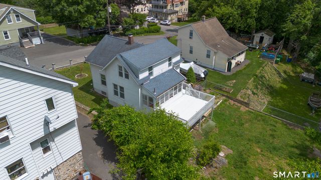 44 Quinsigamond Avenue, Waterbury, CT 06708