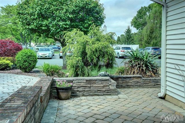 40 Staghorn Drive, Old Bridge, NJ 07747