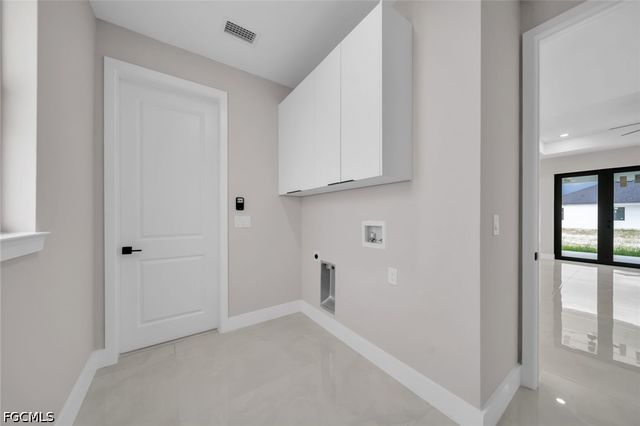 3620 6th ST SW, Lehigh Acres, FL 33976