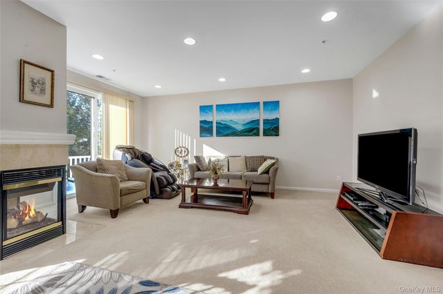 1204 Half Moon Bay Drive, Croton-on-hudson, NY 10520