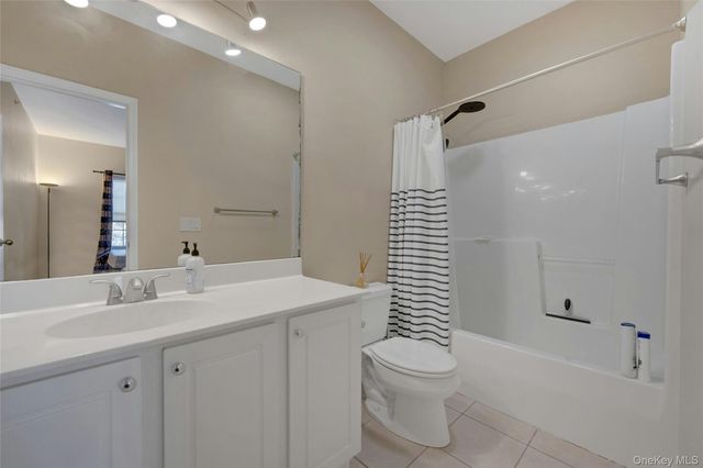 1204 Half Moon Bay Drive, Croton-on-hudson, NY 10520