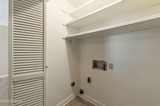 204 Long Plantation Boulevard B, Lafayette, LA 70508