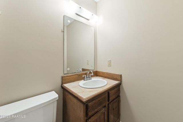 204 Long Plantation Boulevard B, Lafayette, LA 70508