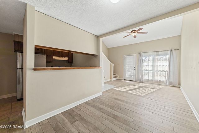 204 Long Plantation Boulevard B, Lafayette, LA 70508