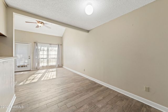 204 Long Plantation Boulevard B, Lafayette, LA 70508