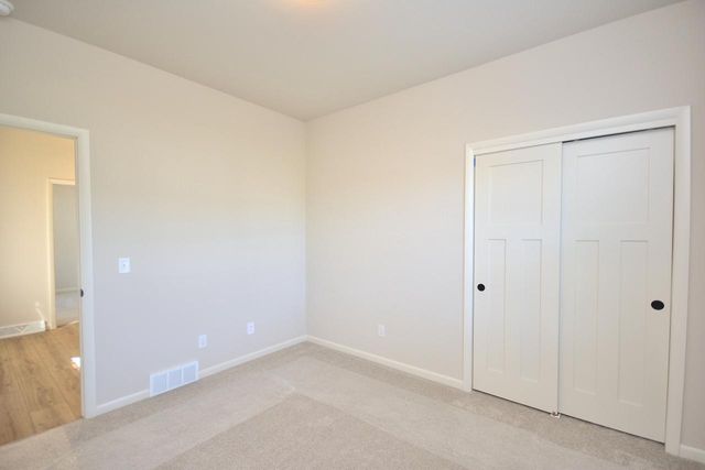 N53W19928 Kingair DRIVE, Menomonee Falls, WI 53051