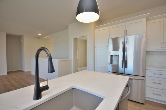 N53W19928 Kingair DRIVE, Menomonee Falls, WI 53051