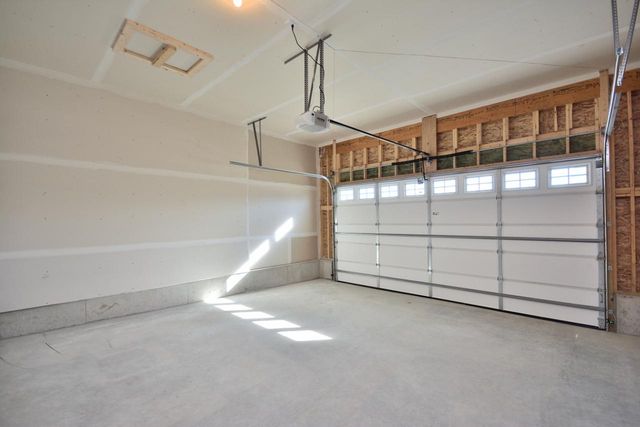 N53W19928 Kingair DRIVE, Menomonee Falls, WI 53051