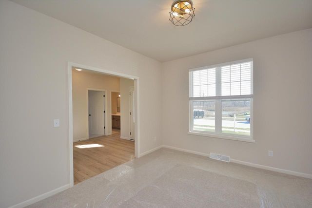 N53W19928 Kingair DRIVE, Menomonee Falls, WI 53051