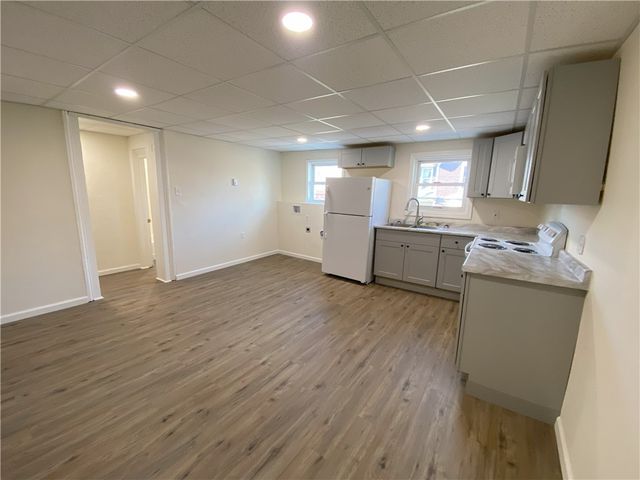 407 N Pittsburgh St, Connellsville, PA 15425