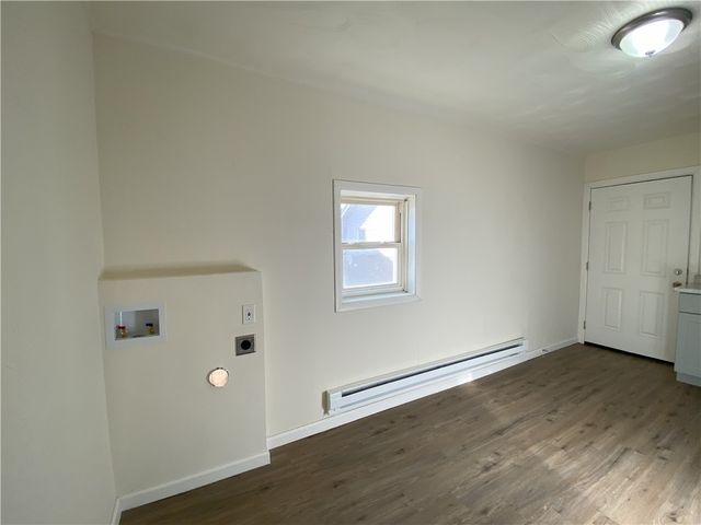 407 N Pittsburgh St, Connellsville, PA 15425