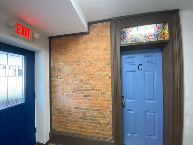 407 N Pittsburgh St, Connellsville, PA 15425