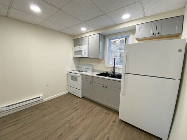 407 N Pittsburgh St, Connellsville, PA 15425