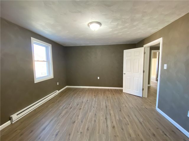 407 N Pittsburgh St, Connellsville, PA 15425