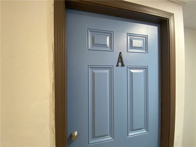 407 N Pittsburgh St, Connellsville, PA 15425