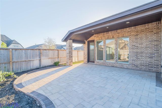 655 Malibu Pines Drive, Katy, TX 77493