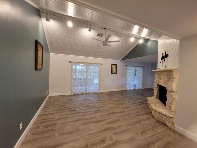 6515 5th Street, Vero Beach, FL 32968