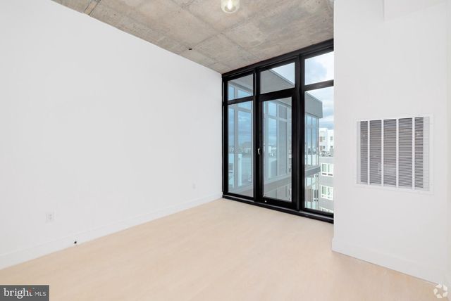 1222 N 2nd St Apt 307, Philadelphia, PA 19122
