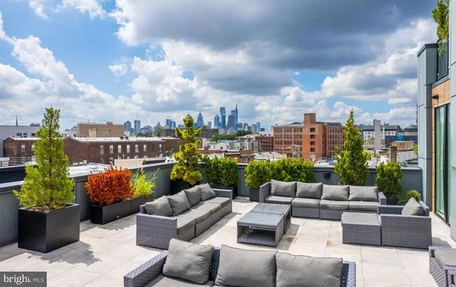1222 N 2nd St Apt 307, Philadelphia, PA 19122