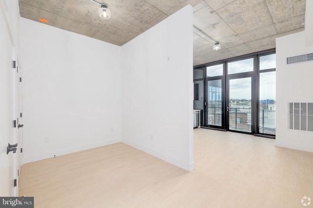 1222 N 2nd St Apt 307, Philadelphia, PA 19122