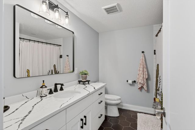 2333 Orion Street SW, Rochester, MN 55902