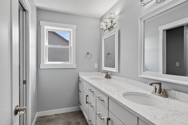 2333 Orion Street SW, Rochester, MN 55902