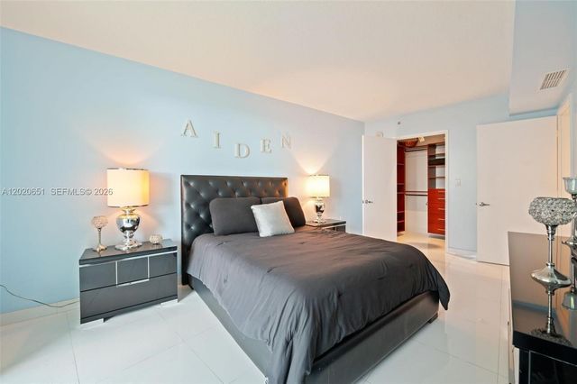 200 Sunny Isles Blvd 2-806, Sunny Isles Beach, FL 33160