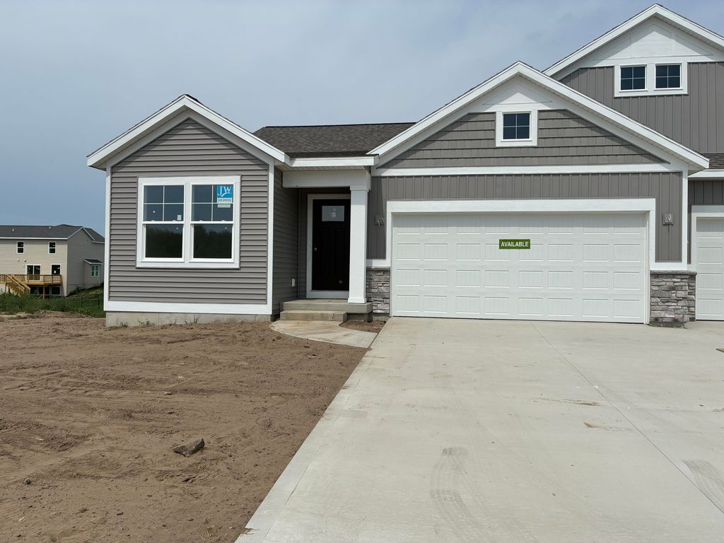 15715 Hawley Drive 30, Grand Haven Twp, MI 49417