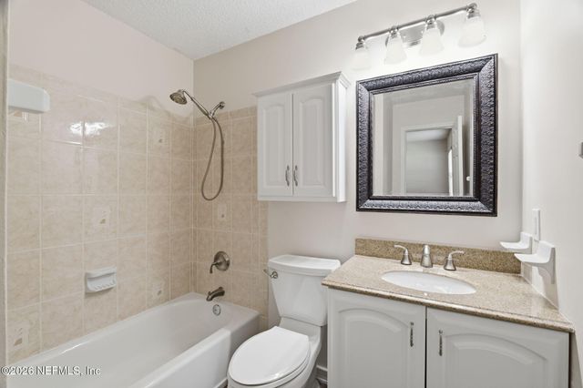 4395 ELI WHITNEY Drive, Middleburg, FL 32068