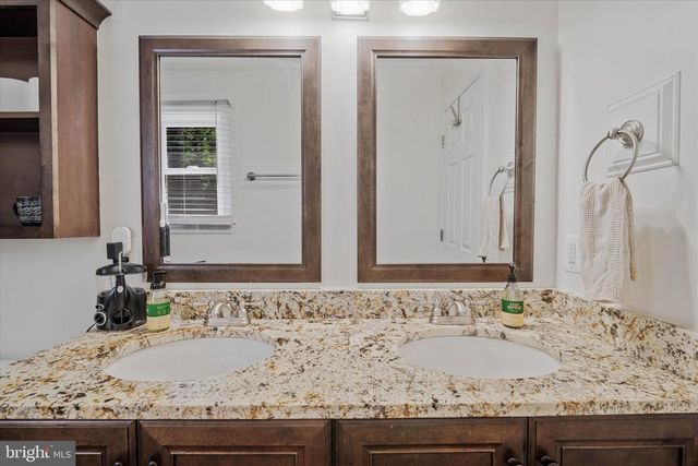 5030 TIMBER KNOLL LN, Warrenton, VA 20186
