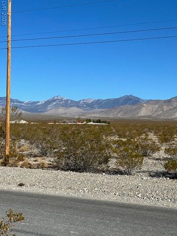 1820 South Omaha Avenue, Pahrump, NV 89048