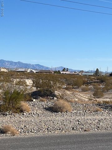 1820 South Omaha Avenue, Pahrump, NV 89048