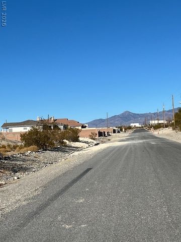 1820 South Omaha Avenue, Pahrump, NV 89048