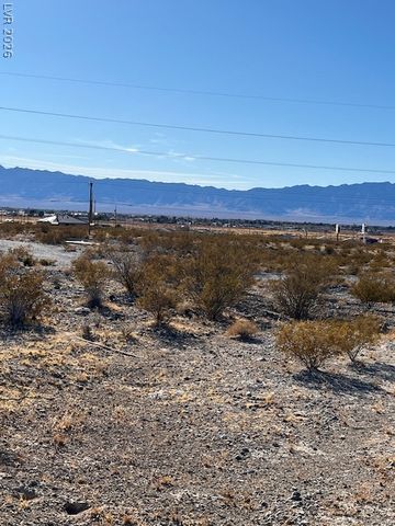 1820 South Omaha Avenue, Pahrump, NV 89048