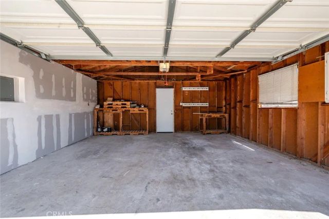 10412 Comstock, Corona, CA 92883