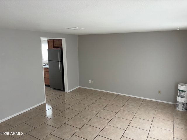 148 S 54th Street Apt B, Mesa, AZ 85206
