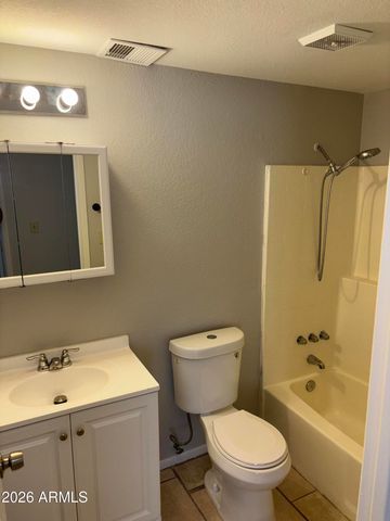 148 S 54th Street Apt B, Mesa, AZ 85206