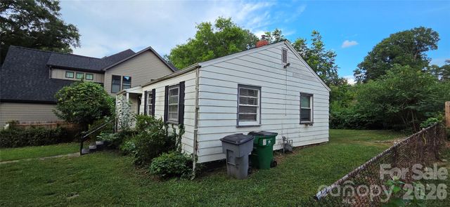 2216 Yadkin Avenue, Charlotte, NC 28205