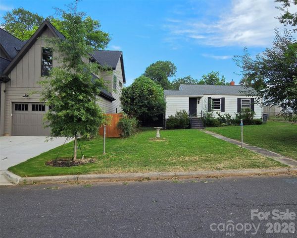2216 Yadkin Avenue, Charlotte, NC 28205
