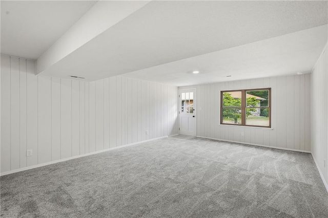 11260 E 71st Terrace, Raytown, MO 64133