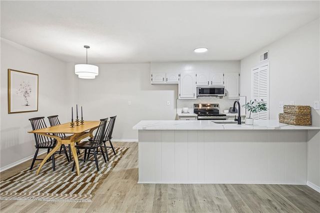 11260 E 71st Terrace, Raytown, MO 64133
