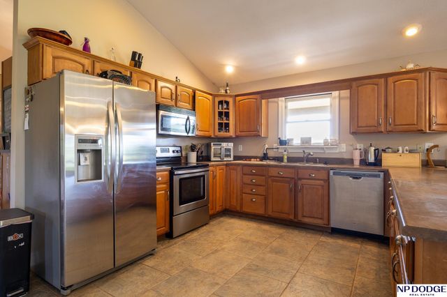 18301 NW 84Th Street, Raymond, NE 68428