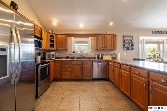 18301 NW 84Th Street, Raymond, NE 68428