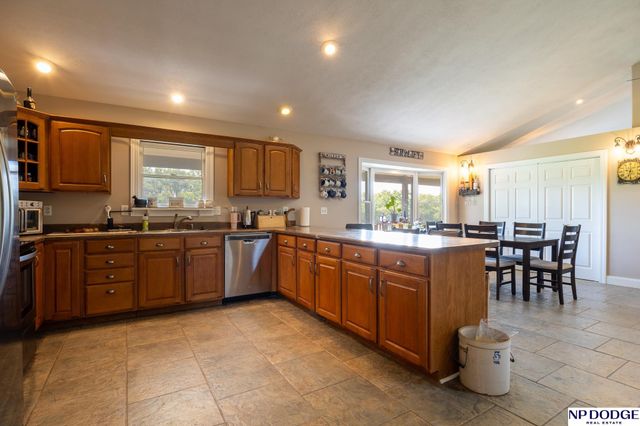 18301 NW 84Th Street, Raymond, NE 68428