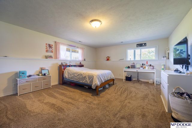 18301 NW 84Th Street, Raymond, NE 68428