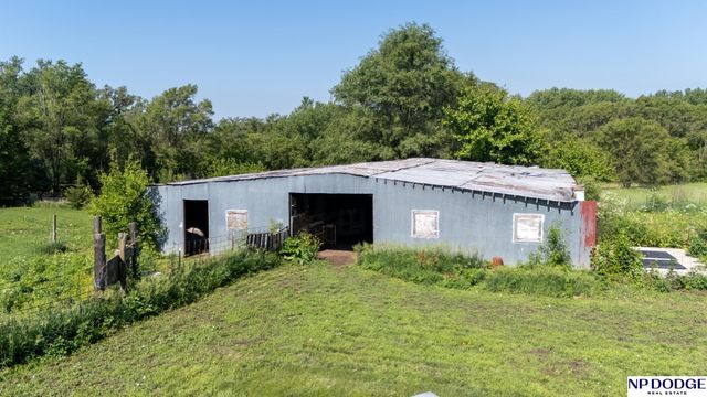 18301 NW 84Th Street, Raymond, NE 68428
